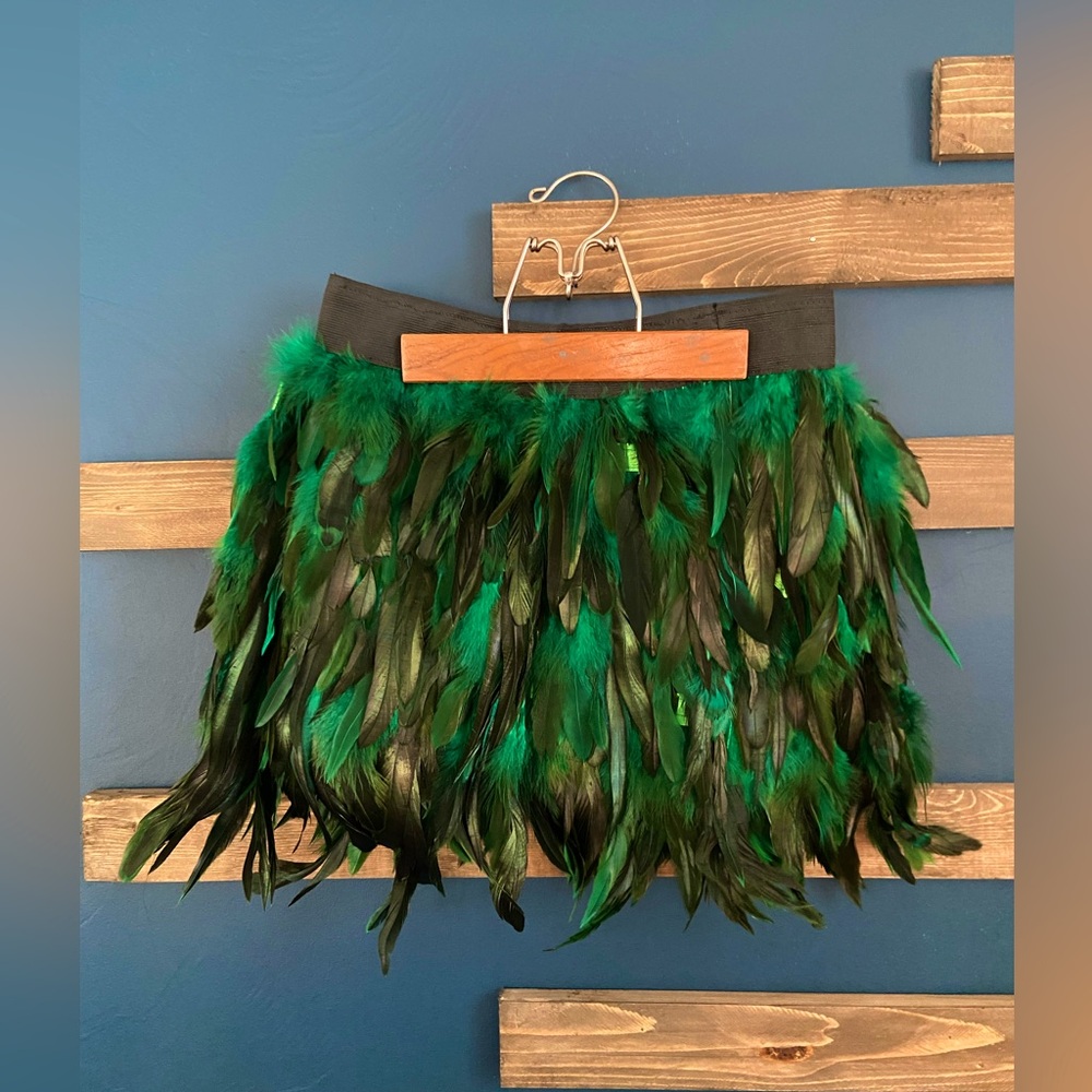 Green Feather Party Skirt NWOT